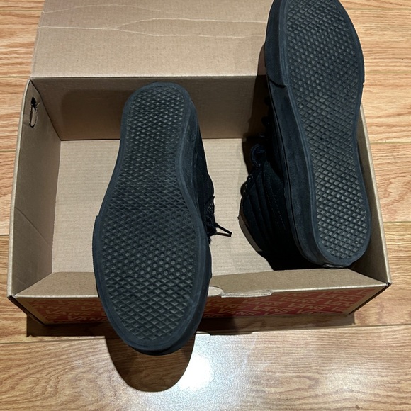 Vans black shoe high top shoes, size 7.5 women, 6 men. Worn in house once. - Picture 7 of 8